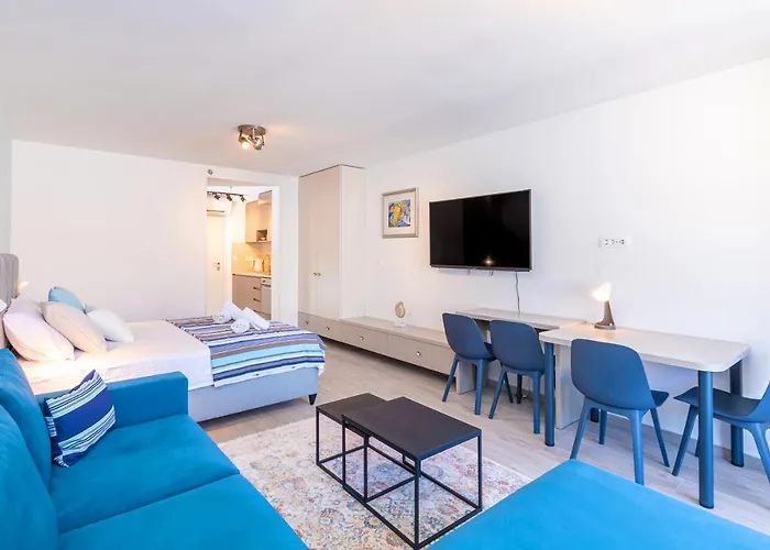 Apartamento Stella Lovely With Balcony And Free Parking *